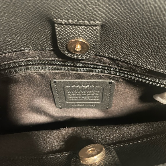 Coach Cross Body Purse and Wrist Wallet - Picture 4 of 8